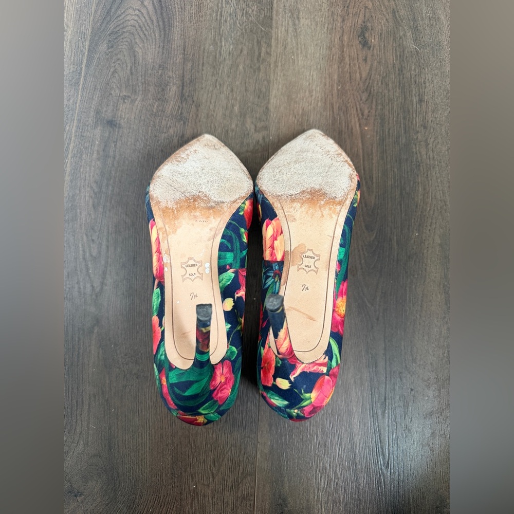 Sam Edelman Hazel Floral Pointed Toe Pumps, red, blue, yellow, green, navy - Picture 3 of 3